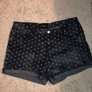Size 16 star printed shorts